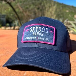 SKYDOG RANCH Adjustable Trucker Cap in NAVY